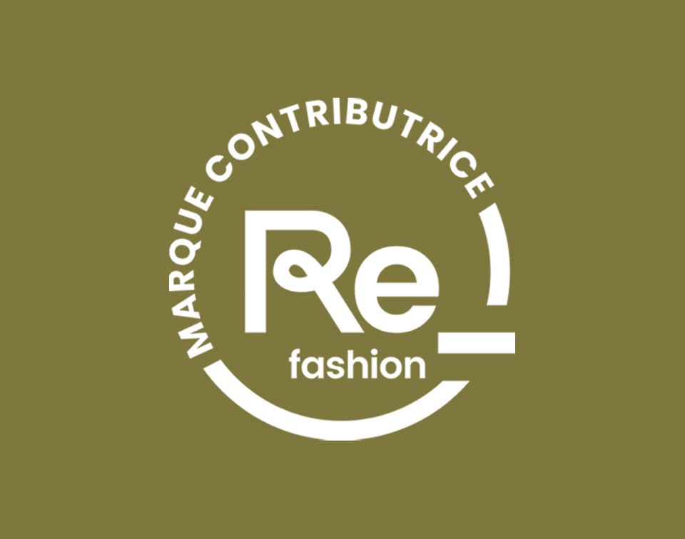 En tant que marque de la filière textile, nous payons une éco-contribution à l’organisme Refashion, afin de prendre en c